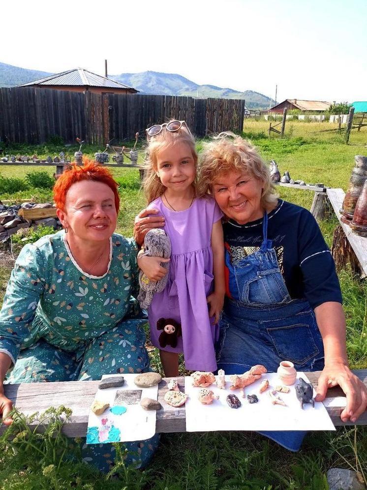 Тюменская художница стала лучшей в выставке-конкурсе керамистов