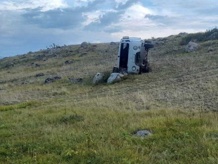 В Бай-Тайгинском районе на крутом подъеме в ДТП погибла женщина