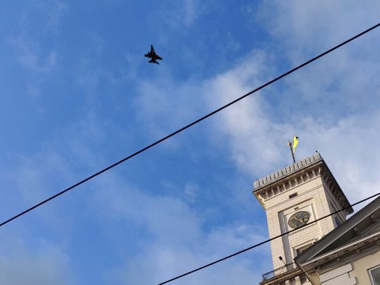 «Через месяц украинских летчиков можно списывать в утиль»

