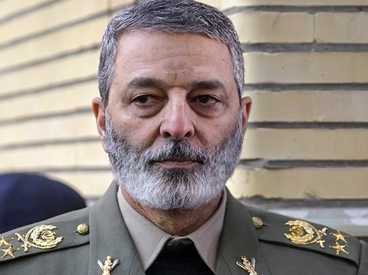 Главнокомандующий армией Ирана Мусави анонсировал жесткое возмездие Израилю