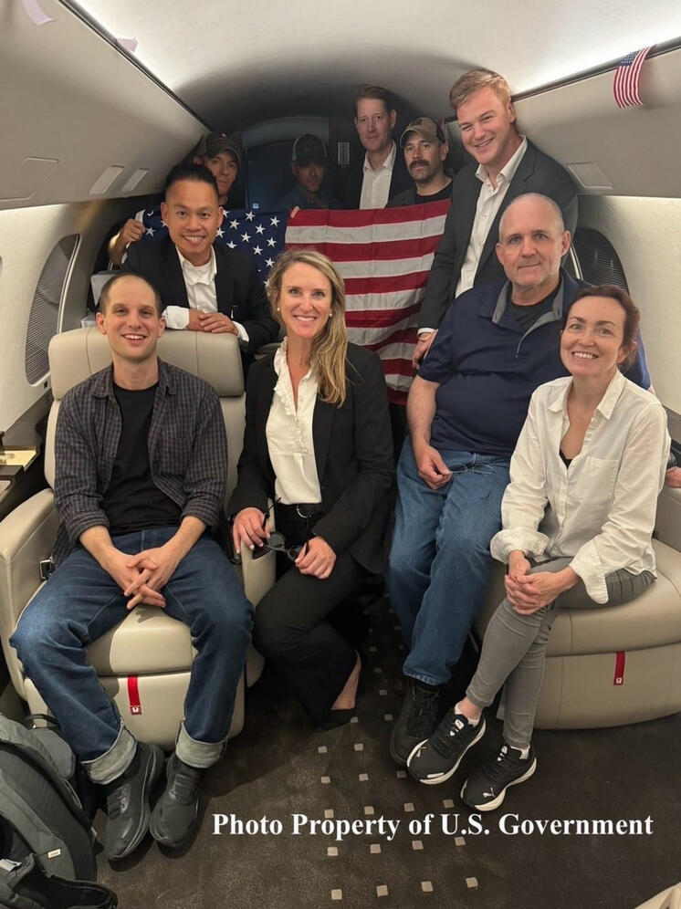 РИА Новости: американцы, освобожденные в рамках обмена, прибыли в США