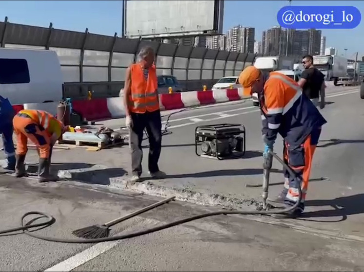 На КАД от Московского шоссе до вантового моста меняют деформационные швы