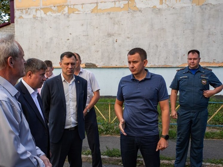Мэр Курска пришёл в ужас во время проверки подвалов-убежищ
