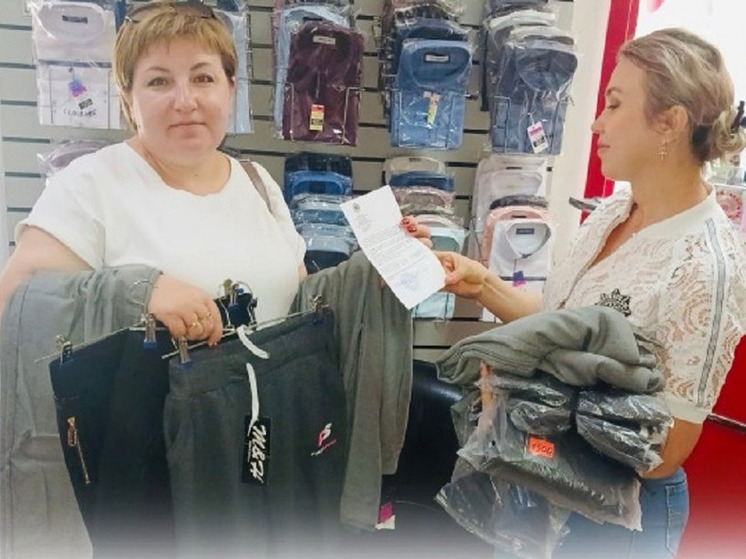 В Калмыкии стартовала акция «Помоги собраться в школу»