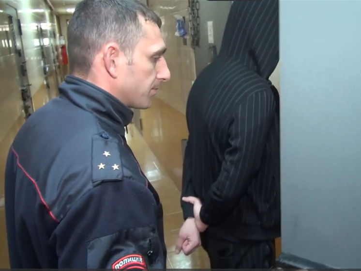Туляки 16 и 18 лет обманули пенсионеров почти на 2 млн рублей