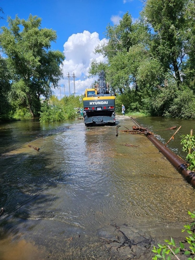 В Орске подтопило еще один низководный мост