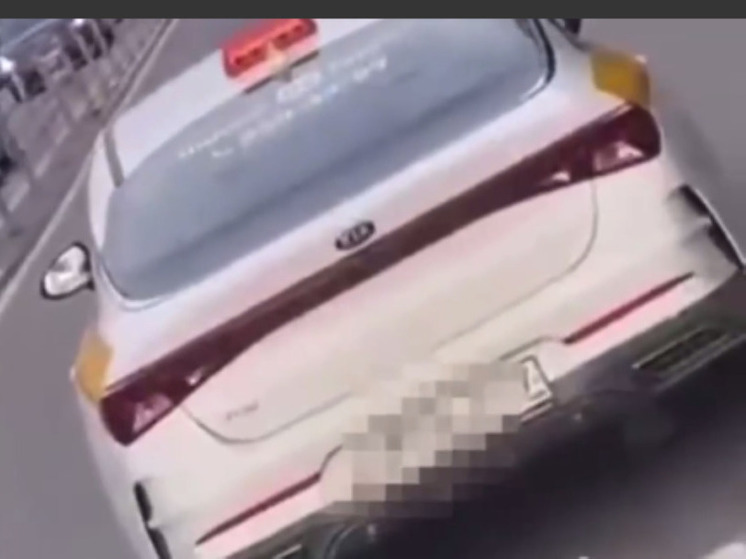 В Красногорске таксист создал угрозу пассажирам маршрутки на дороге