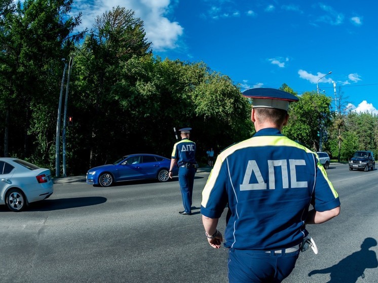Автобус с хоккеистами из «Белых медведей» попал в аварию
