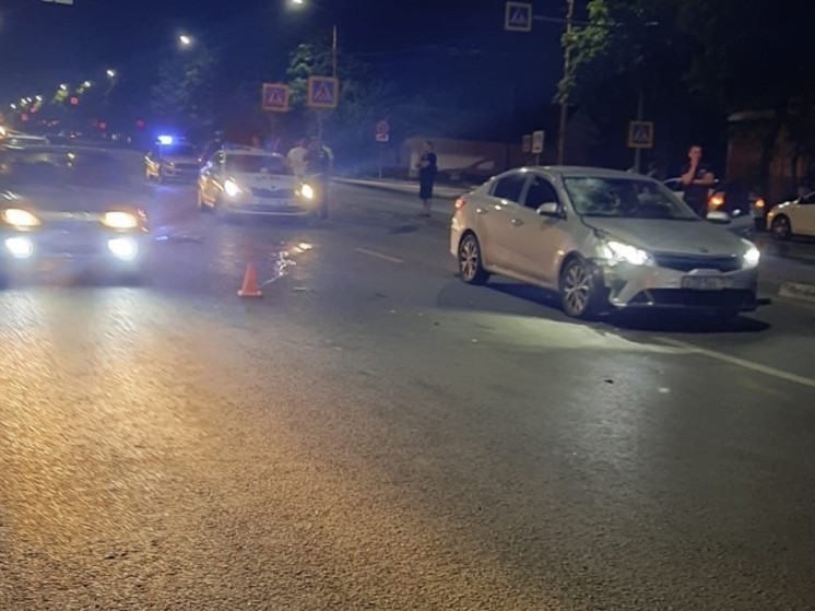 В Шахтах 69-летний мужчина погиб под колесами авто