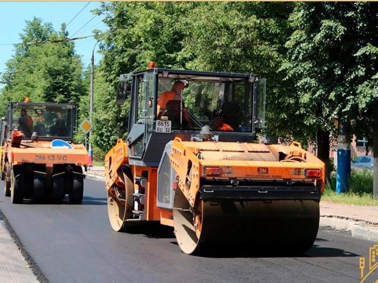 По нацпроекту в Володарском районе Брянска ремонтируют 4 дороги