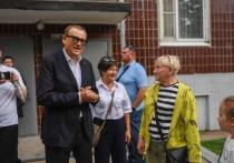 Александр Дрозденко озвучил ряд новых инициатив и поручений, направленных на поддержку многодетных семей и формирование позитивного отношения к многодетности в обществе.