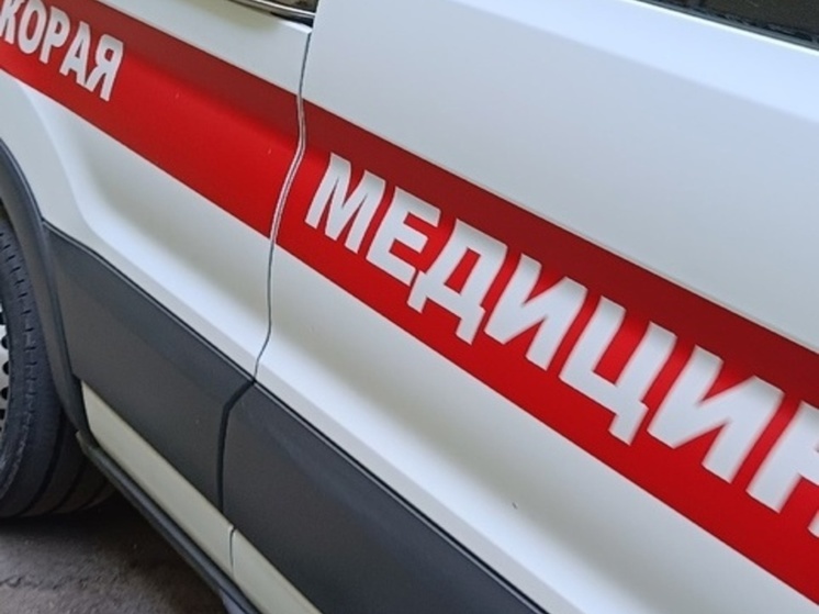 Украинские боевики сбросили мину на легковой автомобиль в Горловке