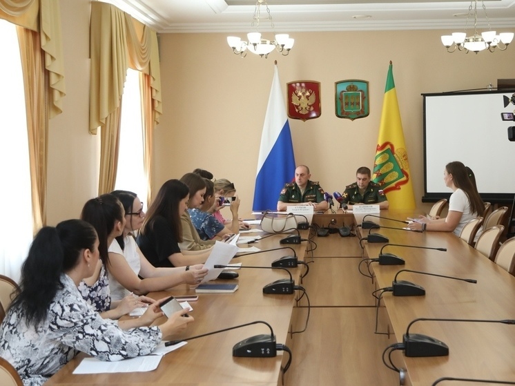 Пензенский военком напомнил о мерах поддержки военнослужащих и их семей