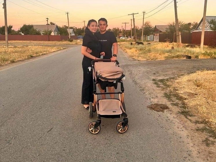 У пары из Калмыкии, поженившейся на выставке «Россия», родился первенец