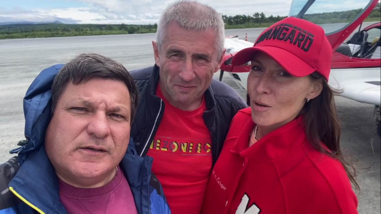 В Приморье рухнул самолет путешественников из Омска: последние фото Алены Калагуровой и Сергея Федорова