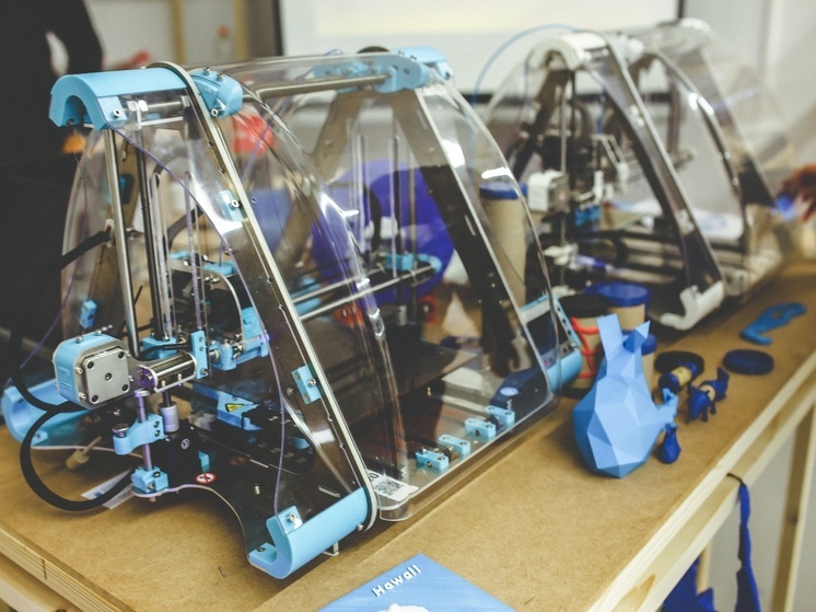 Житель Геническа на 3D-принтере печатает приспособления для БПЛА