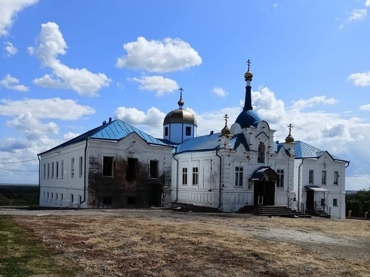 У Суджи в Курской области ВСУ сожгли главный собор мужского монастыря