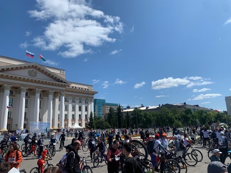 Тюменцы провели патриотический велопробег