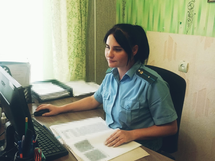 В Крыму приставы взыскали с экс-предпринимателя долг по налогам на 319 тыс рублей