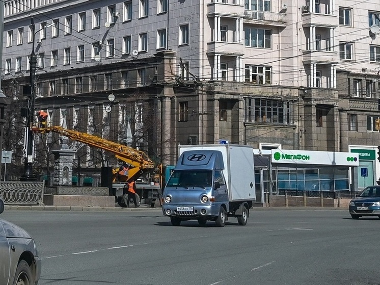 Названо, сколько максимально может заработать в Челябинске водитель-курьер