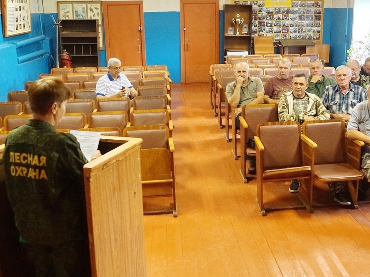 Лесничие Серпухова встретились с охотниками