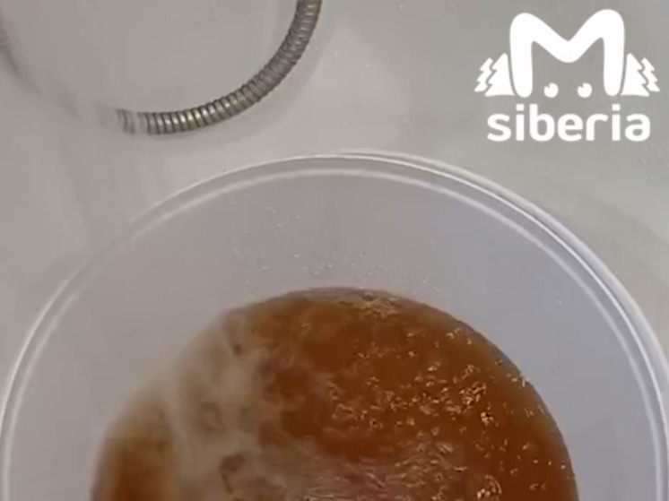 В Бердске из кранов течет ржавая вода