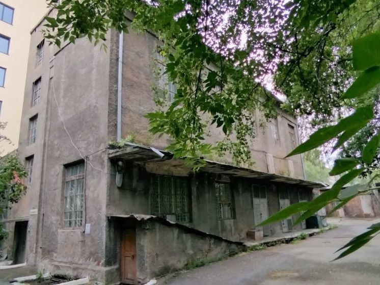 В Новосибирске самый маленький памятник конструктивизма реставрирует застройщик