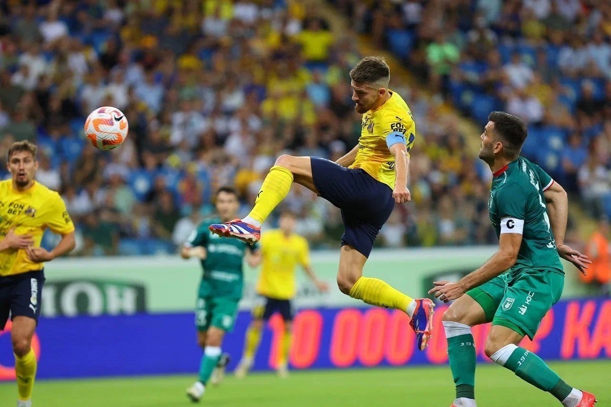 Глебов забил первый гол в сезоне 2024/25.