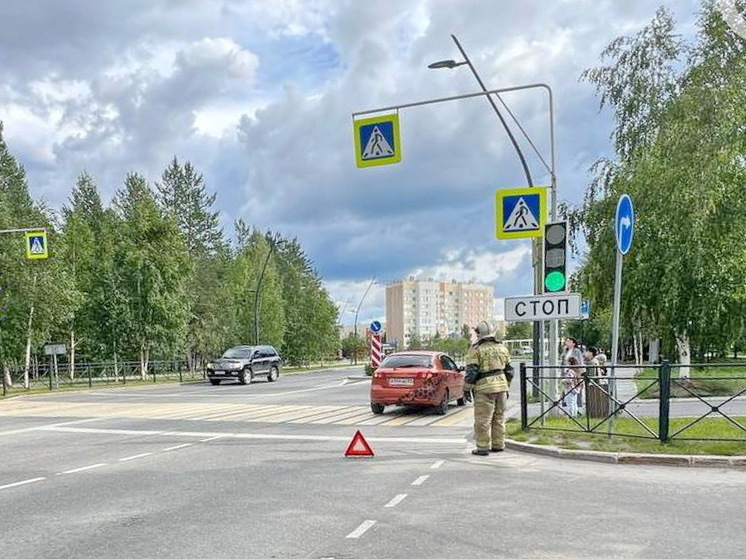 В Ноябрьске под колеса автомобиля попал ребенок-велосипедист