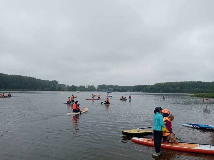 В Уфе прошел сплав в поддержку бездомных животных