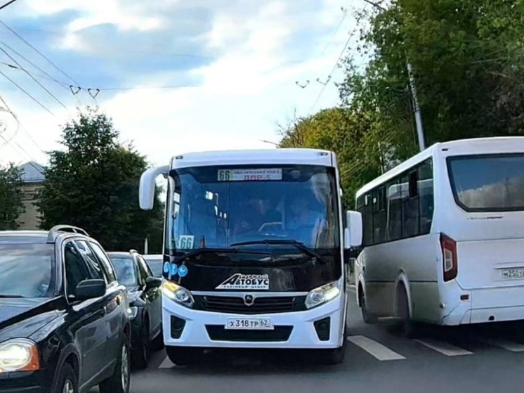 ГАИ проводит проверку по факту выезда маршрутки на встречную полосу в Рязани