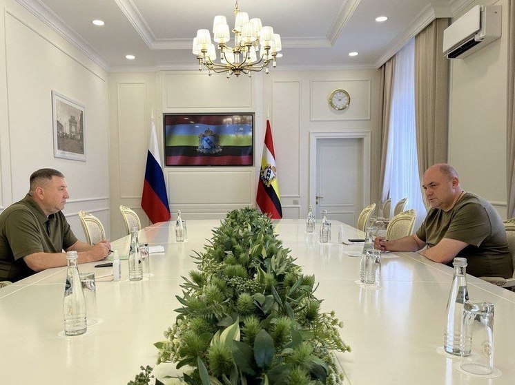 Глава Курской области провел встречу с заместителем главы МО РФ