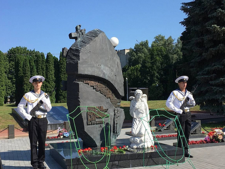 Сегодня вспоминают трагическую гибель экипажа подводного крейсера «Курск»