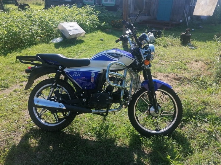 Водитель столкнулся с подростком на мопеде в Карелии и покинул место ДТП