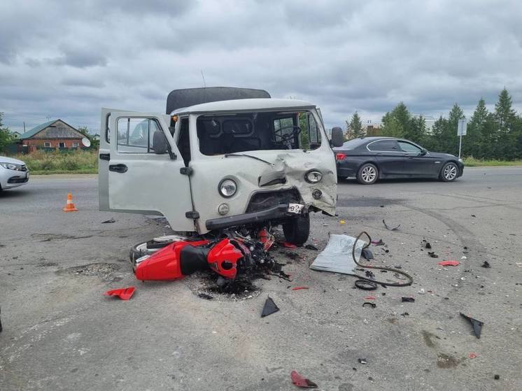 В Южноуральске разбился мотоциклист-бесправник