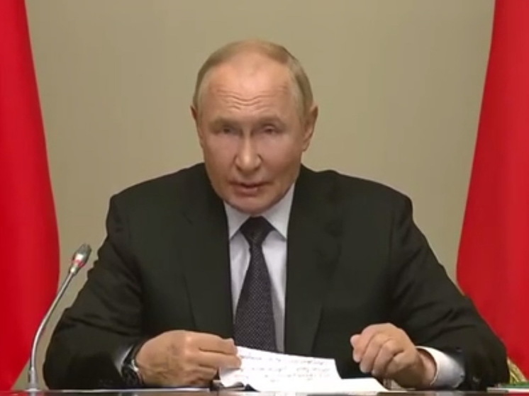 Путин собрал совещание по боям в курском приграничье