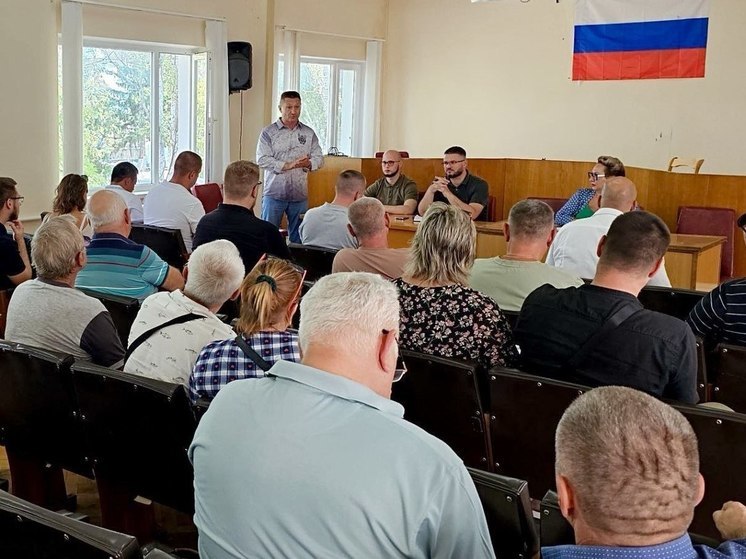 Аграрии и чиновники встретились в формате "без галстуков" в Скадовске