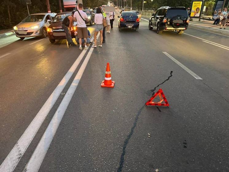 В Симферополе водитель легковушки сбил несовершеннолетнего