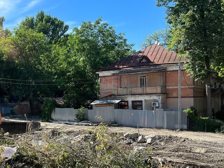 Две двухэтажки сравняют с землей в Ленинском районе Саратова