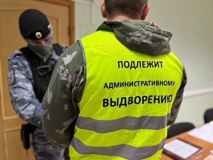 Порядка тысячи нелегалов выдворены из Астрахани