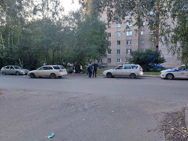 В Томске две машины столкнулись на улице Лазо