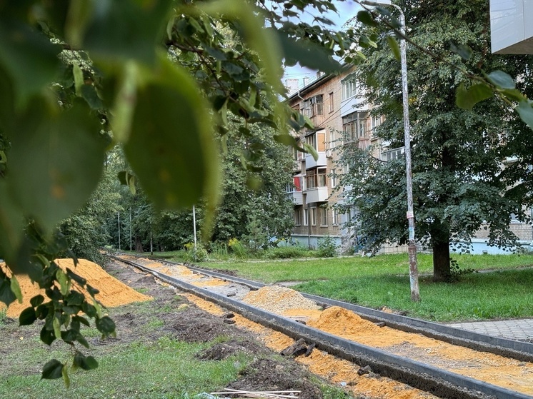 Тротуары ремонтируют в Новомосковске