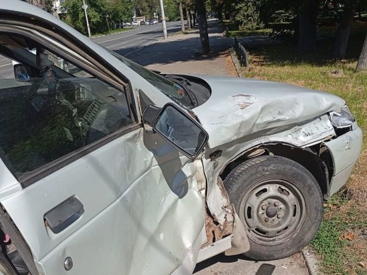 В ДТП с «Газелью» на улице Новой в Рязани пострадал 58-летний водитель ВАЗ-2111