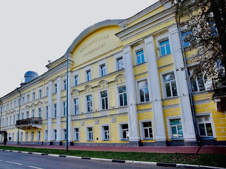 Ярославский медуниверситет отмечает 80-летие