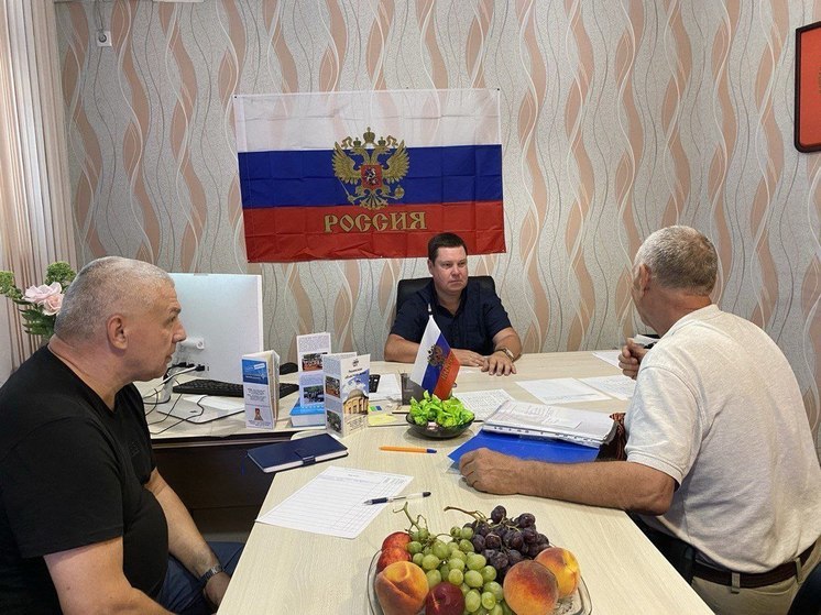 В Новой Каховке власти обсудили с общественниками проблемы инвалидов