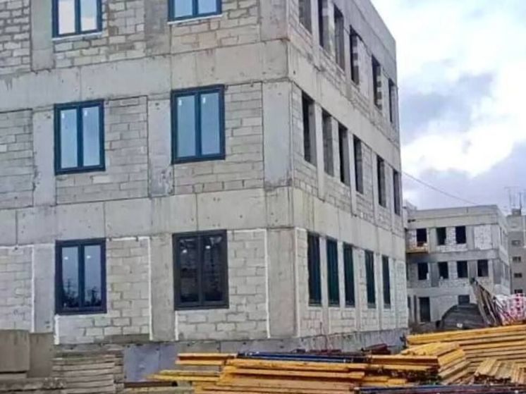 Поликлинику в поселке Свердловский должны построить до конца года