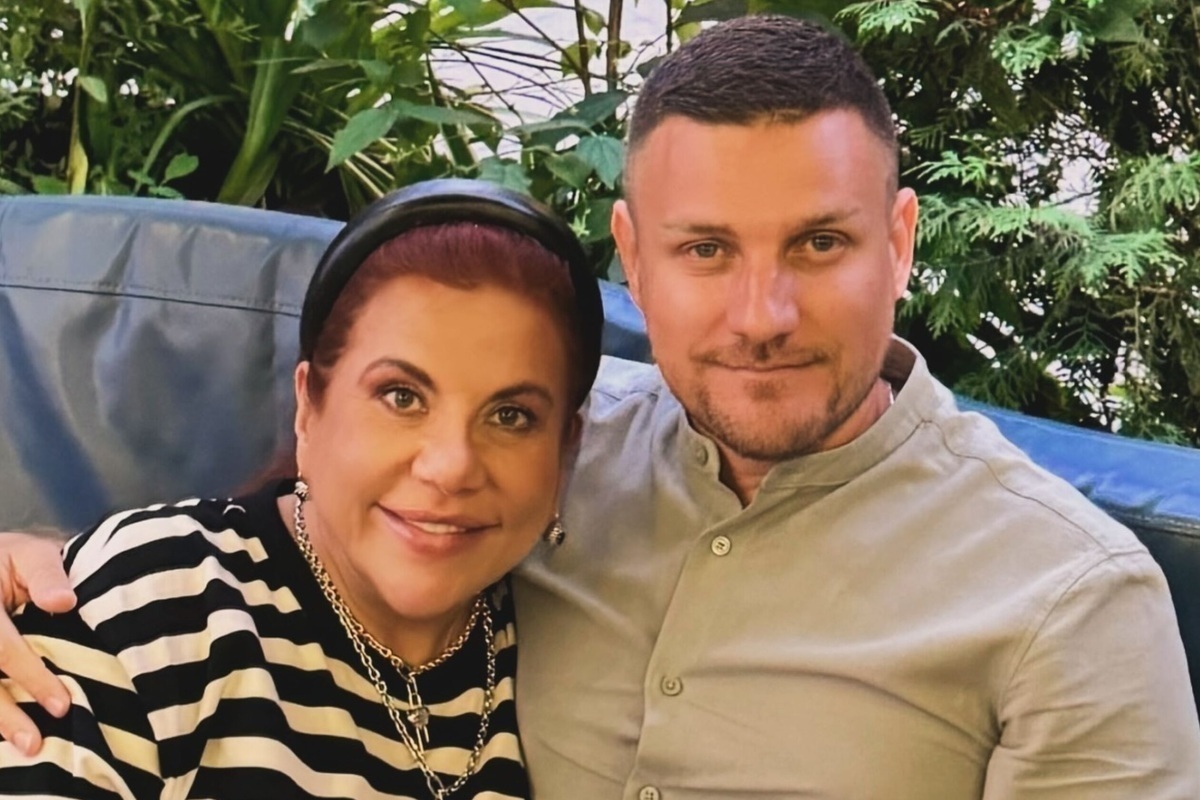 Беременность актрисы рассекретили ее коллеги