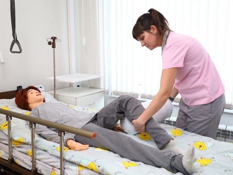 В Школах ухода обучение прошли около 4000 жителей Подмосковья