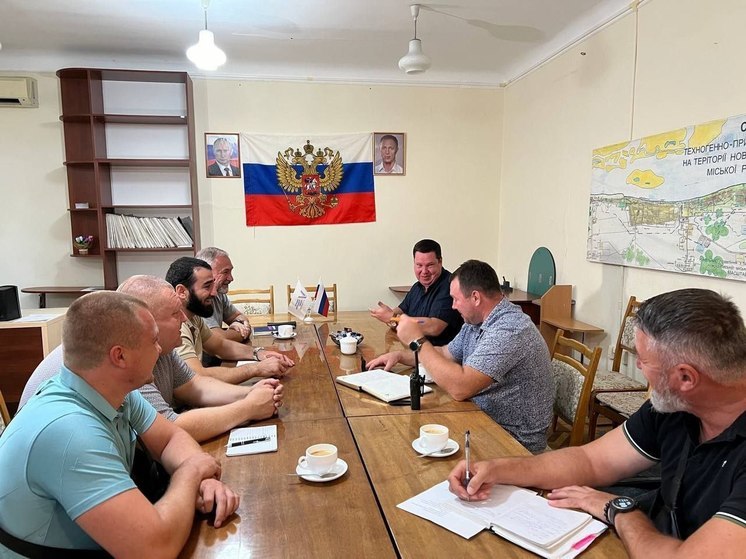 Сенатор от Херсонской области Константин Басюк посетил Новокаховский район