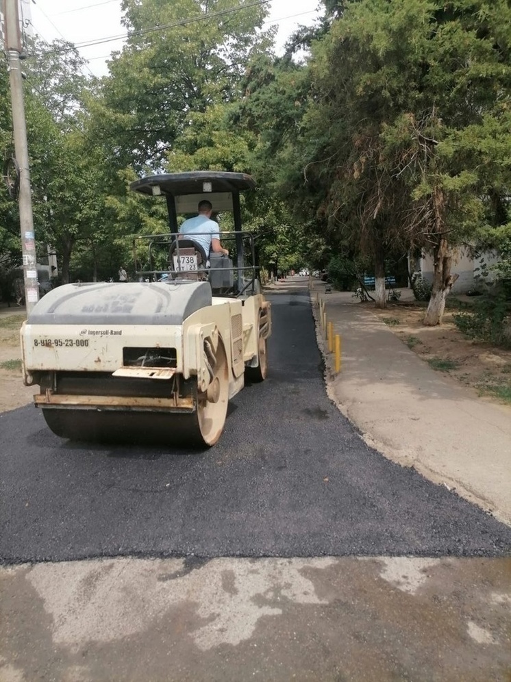 В Прикубанском округе Краснодара отремонтировали обветшалый асфальт